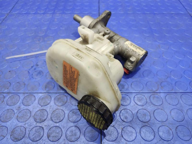 2013-2019 Ford Explorer Brake Master Cylinder Assembly Genuine OEM DG1Z2140B
