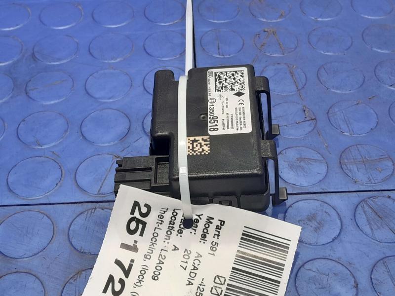 2017-2019 GMC Acadia Door Lock Receiver Control Module OEM 13509518