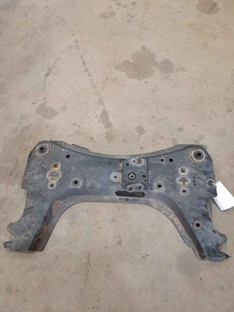 2015 Nissan Sentra Crossmember/Cradle/Undercarria
