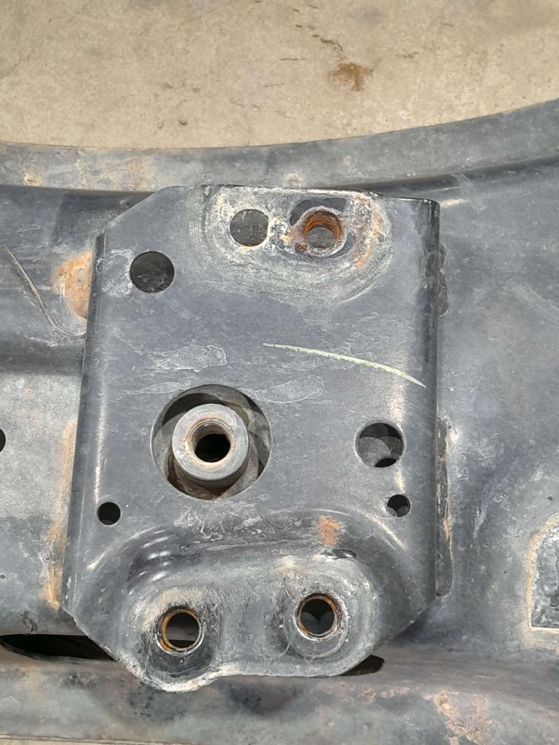 2015 Nissan Sentra Crossmember/Cradle/Undercarria