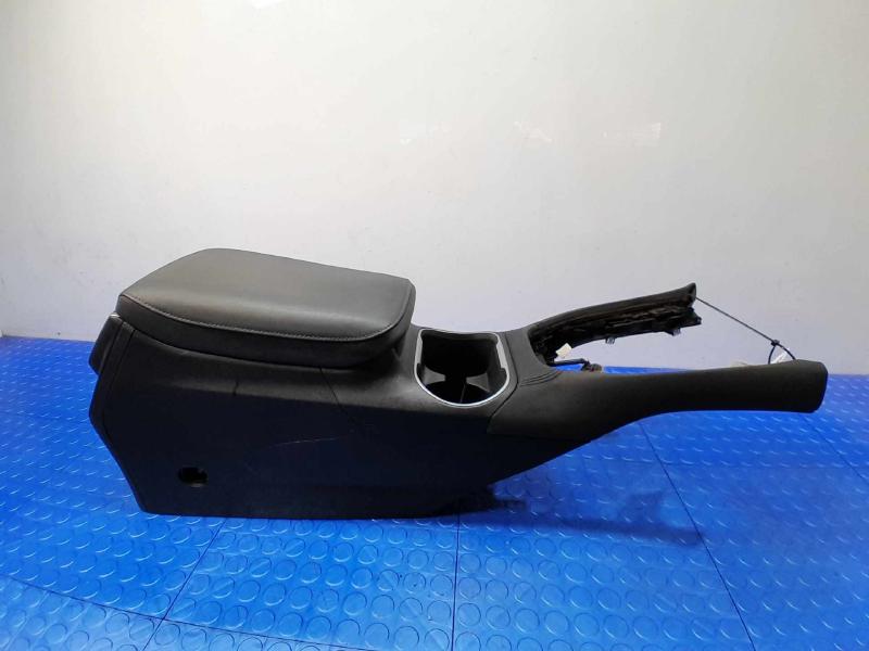 2020 Subaru Legacy Front Console