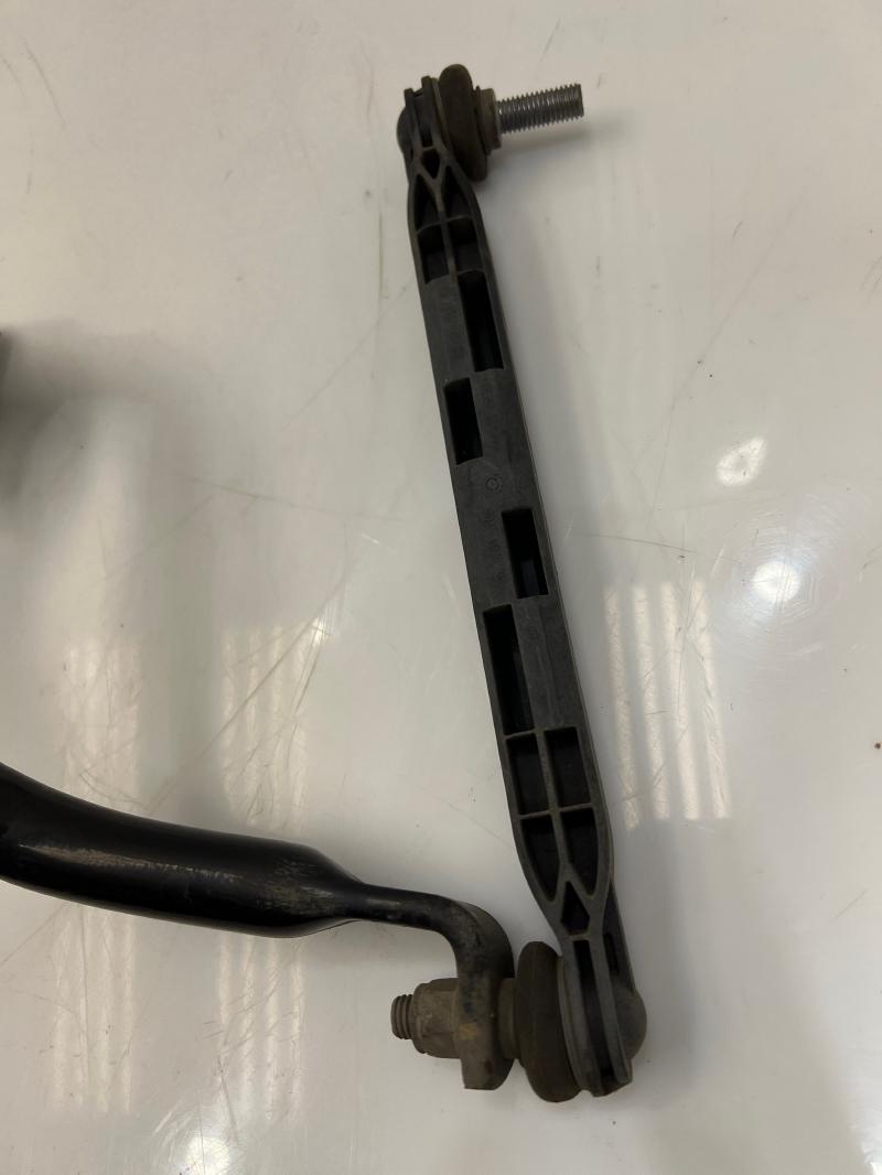 2012 Chevrolet Volt Stabilizer Bar