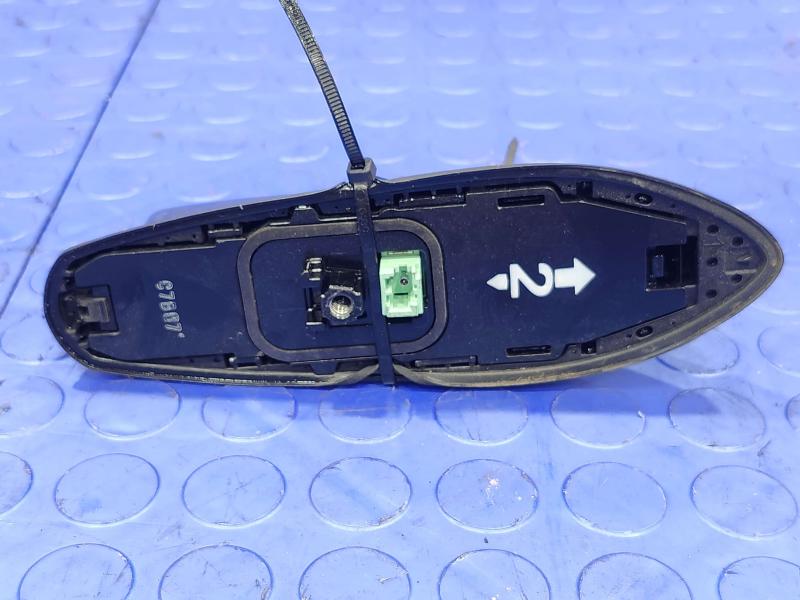 2017 Toyota Prius Antenna