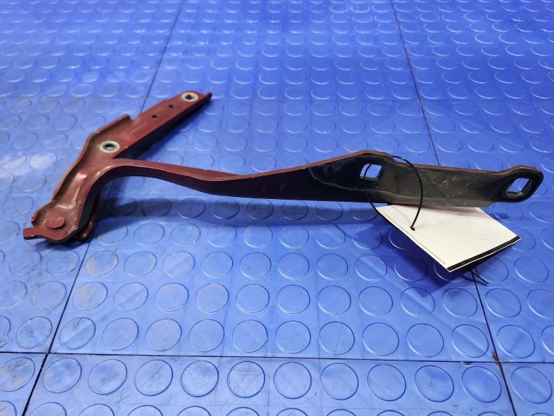 2014 Chrysler 300 Hood Hinge