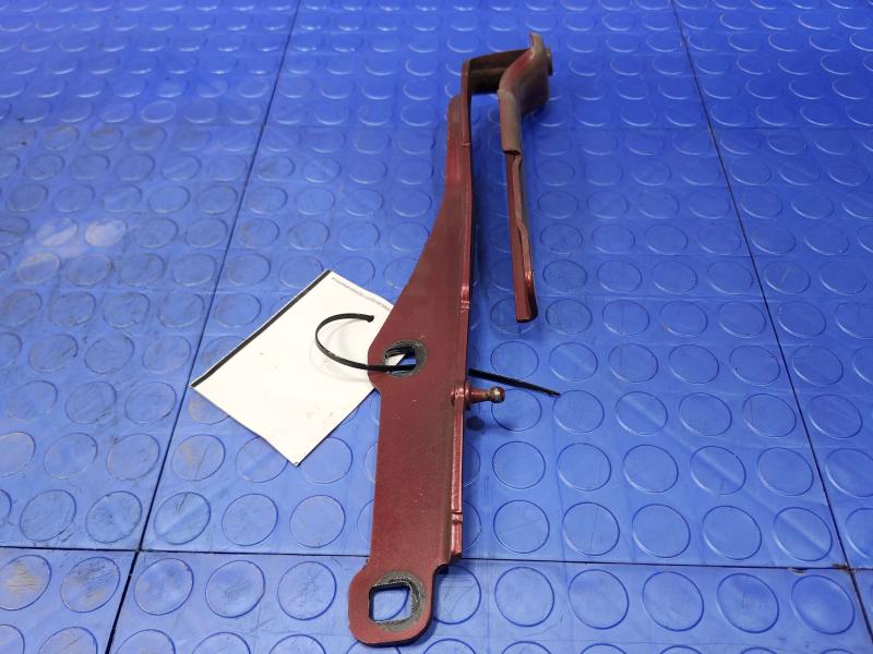 2014 Chrysler 300 Hood Hinge