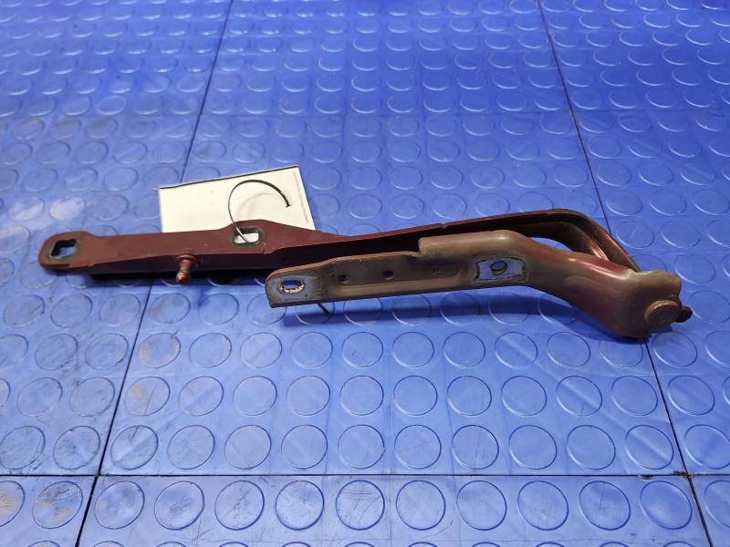 2014 Chrysler 300 Hood Hinge