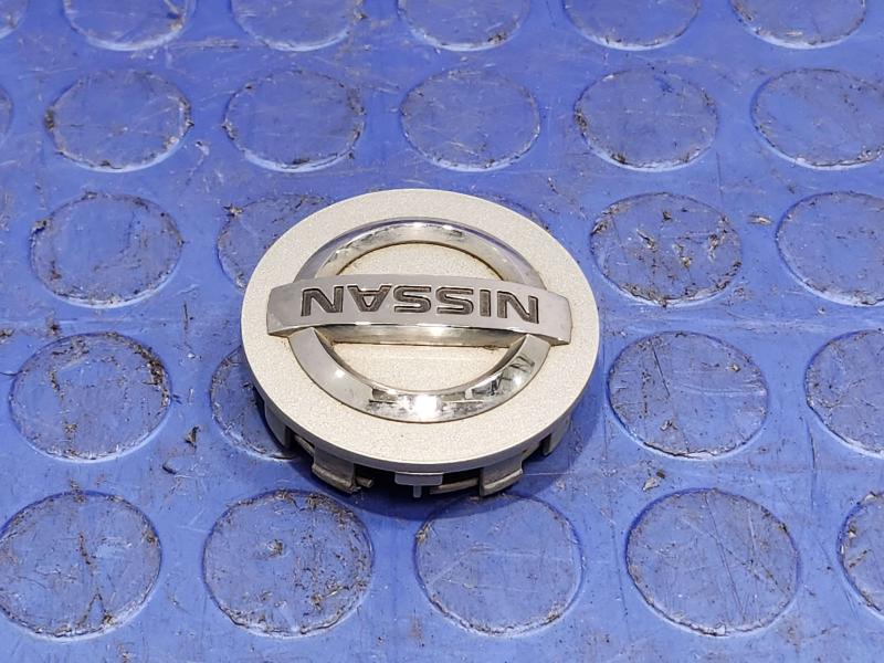 2014 Nissan Maxima Center Cap