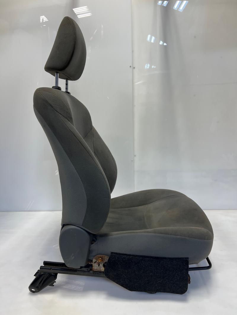 2013 Toyota Prius Front Seat