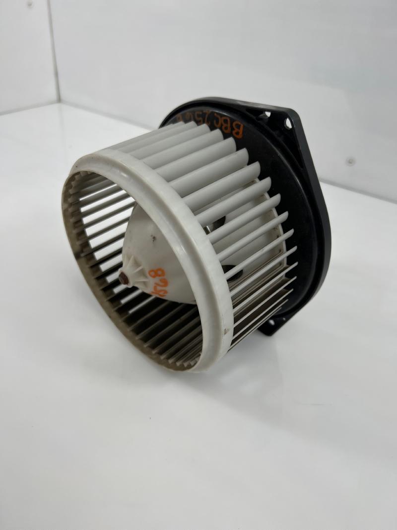 2008 Infiniti M35 Blower Motor