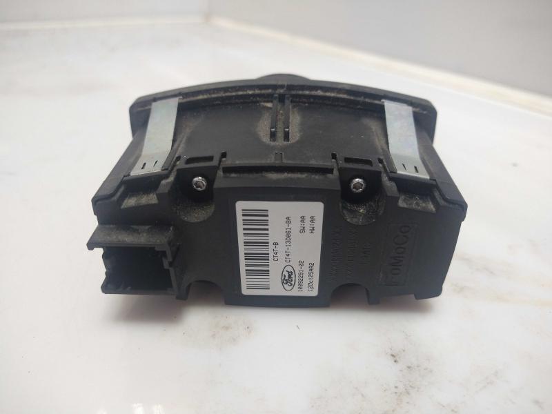 2013 Ford Explorer Headlight Switch (Dash Mtd)