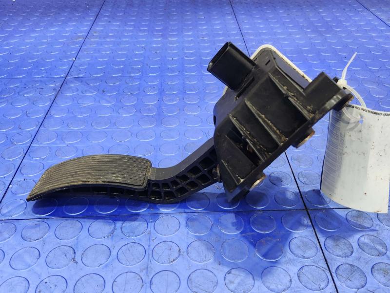 2008 Ford F-250 Super Duty Pedal Assembly