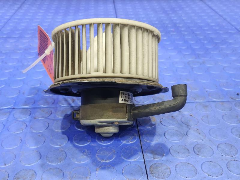 1992 Isuzu NPR Blower Motor