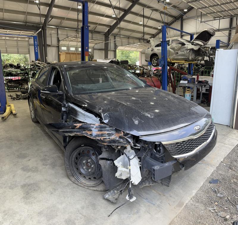 2016 Kia Optima Back Glass/Window