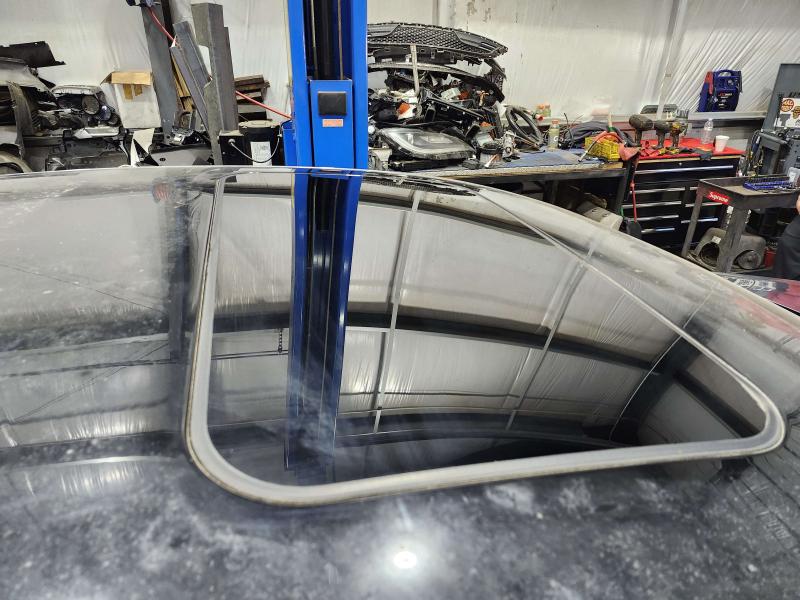 2012-2019 Volkswagen Passat Sunroof Assembly with Glass with Tracks and Motor OEM 561877071 561877049 561959591A
