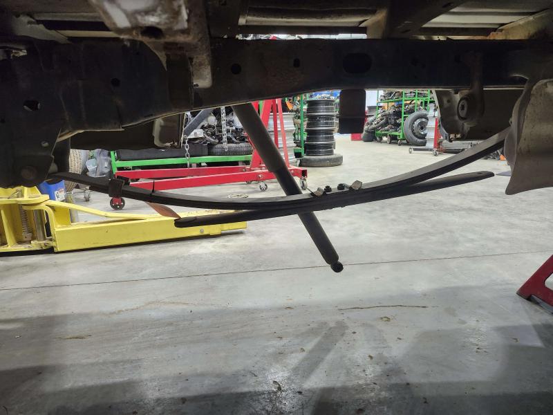 2013 Ford F-150 Leaf Spring Rear