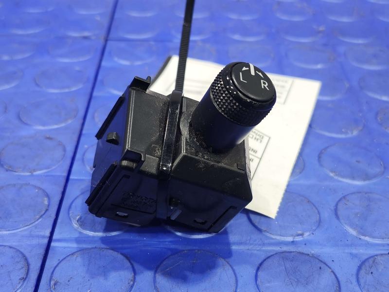 2017 Toyota Prius Door Switch Front