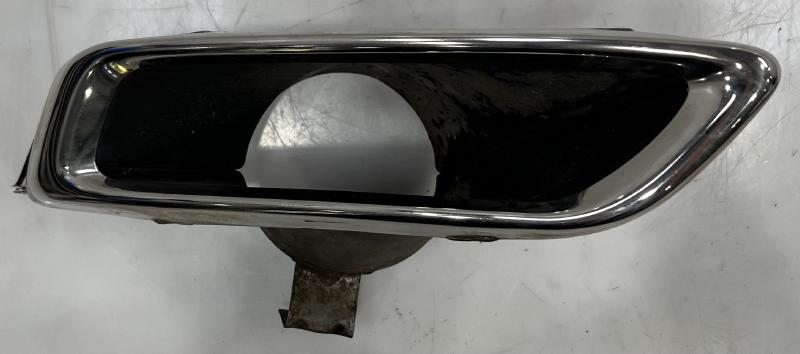 2013 - 2016 Lincoln MKZ Rear Exhaust Tip Surround Bezel LH Driver Side OEM DP5Z17F827B