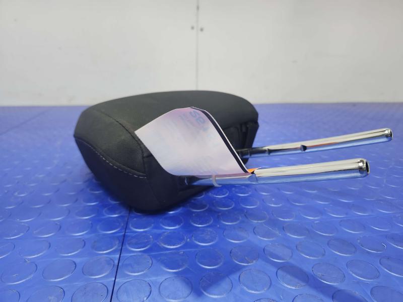 2020 Subaru Forester Headrest