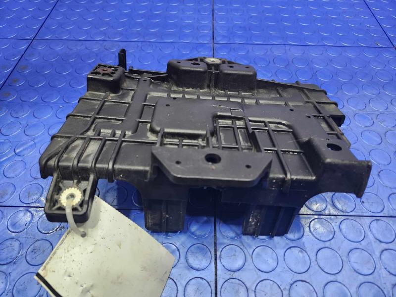 2014-2018 Kia Forte Sedan Battery Tray Holder Genuine OEM Part 37150A7200