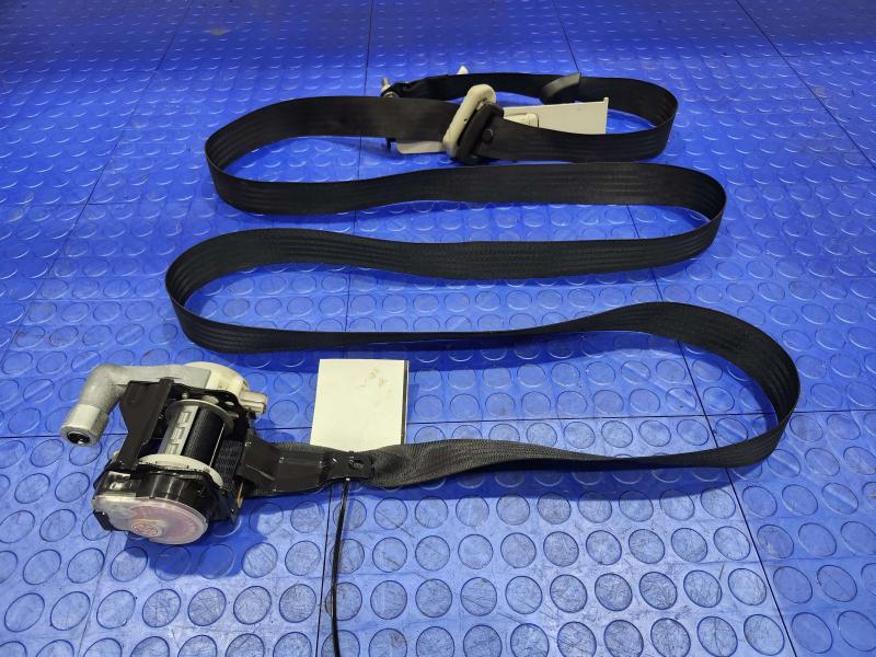 2013 Mazda Mazda2 Front Seat Belt