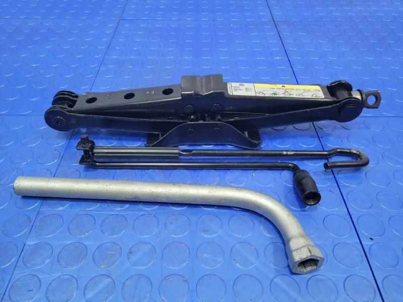 2012-2022 Volkswagen Passat Spare Tire Tools Jack Kit Assembly OEM 5C0011031B