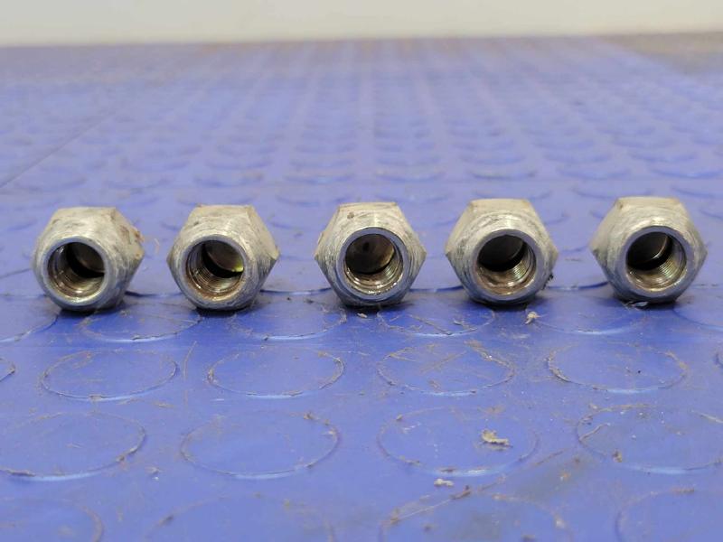 2010 Nissan Murano Lug Nuts