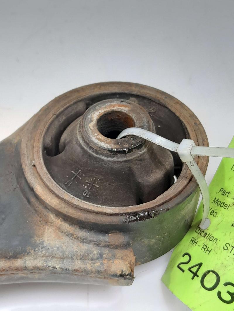 2014 Kia Sedona Lower Control Arm Front