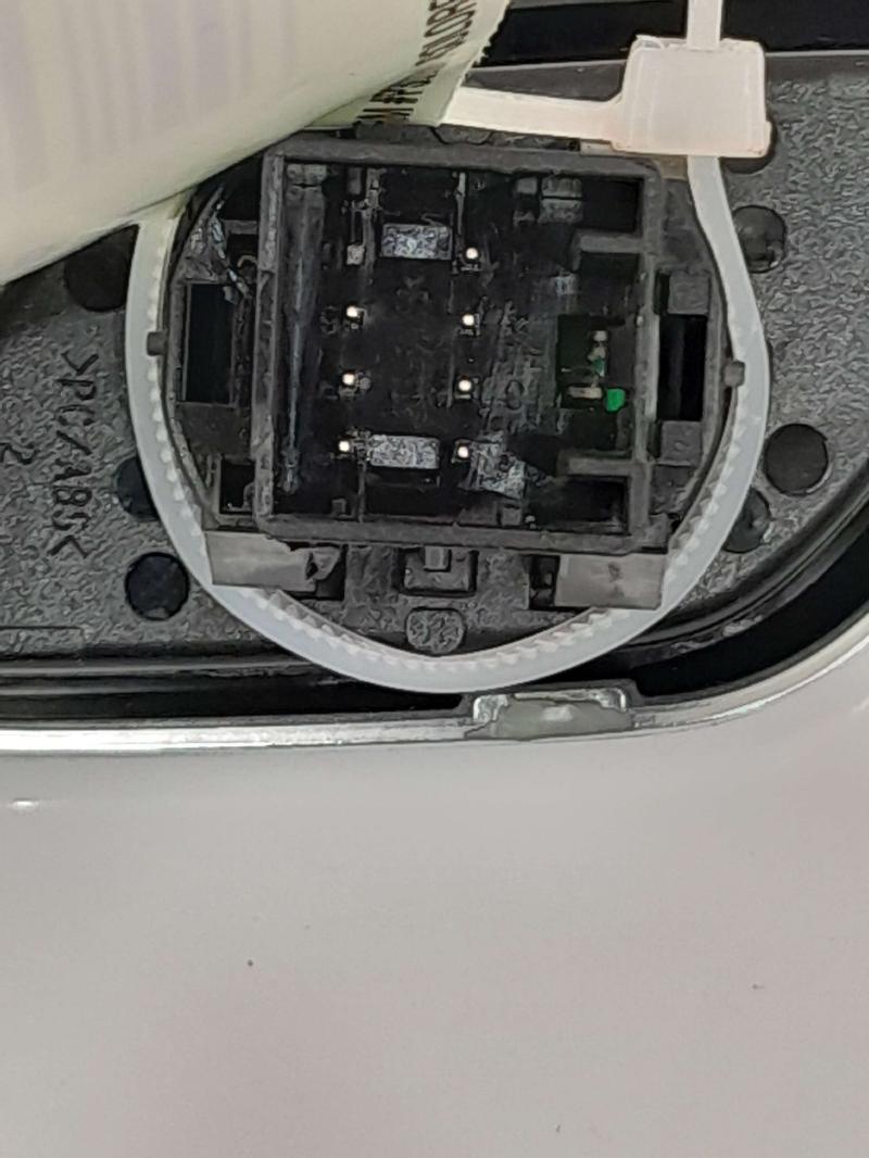 2017 - 2019 Buick Lacrosse Keyless Push Button Start Stop Button OEM 26674253