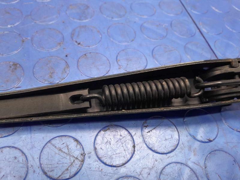 2018 Audi A4 Wiper Arm