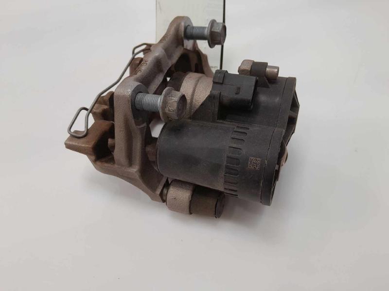 2022 Honda Insight Caliper