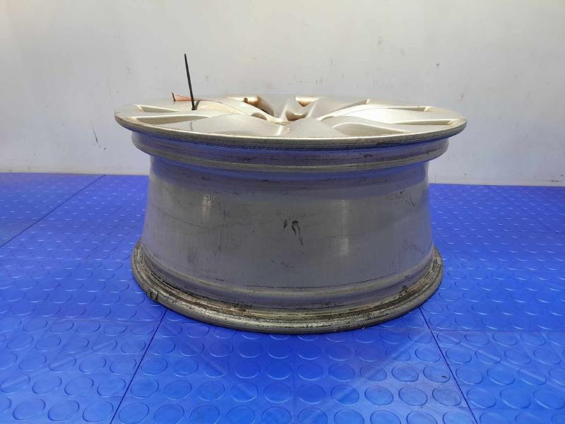 2016 Subaru Legacy Wheel