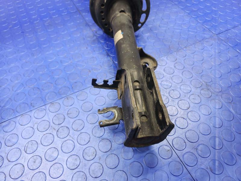 2018 Jeep Compass Strut Assembly