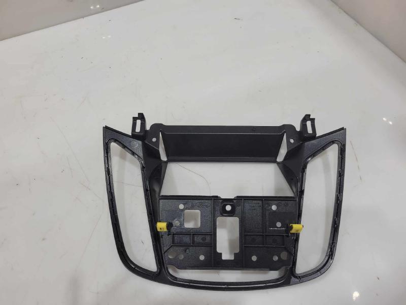 2013 - 2016 Ford Escape Radio Trim Bezel Surround OEM CJ5418835CEW