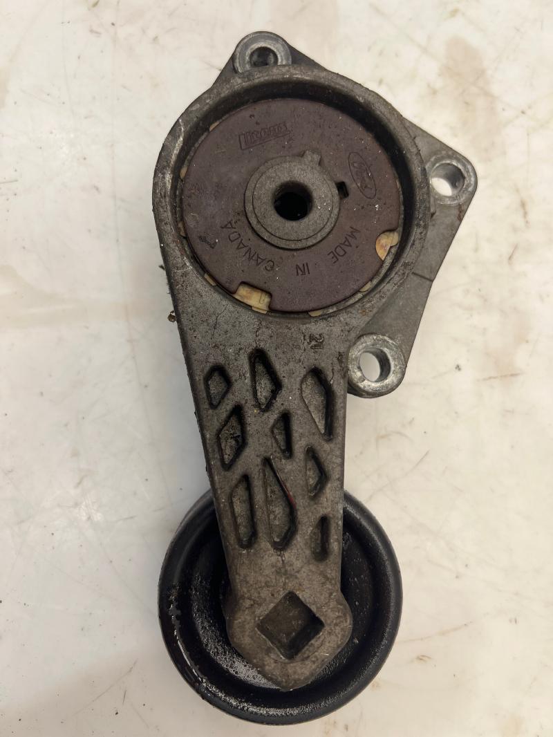 1999 Ford F-250 Super Duty Engine Belt Tensioner