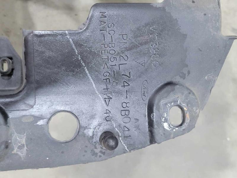 2004 Lincoln Navigator Header Panel