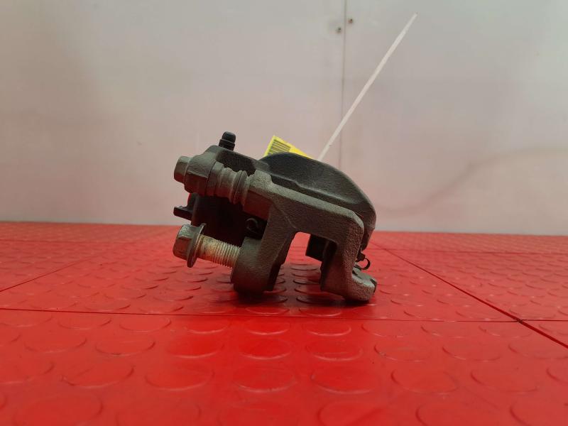 2020 Nissan Armada Caliper