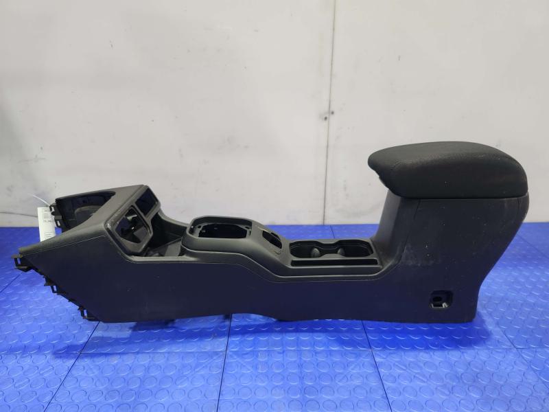 2020 Jeep Renegade Front Console