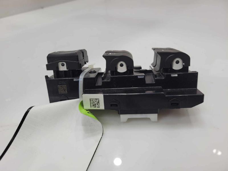 2019 Hyundai Elantra Door Switch Front