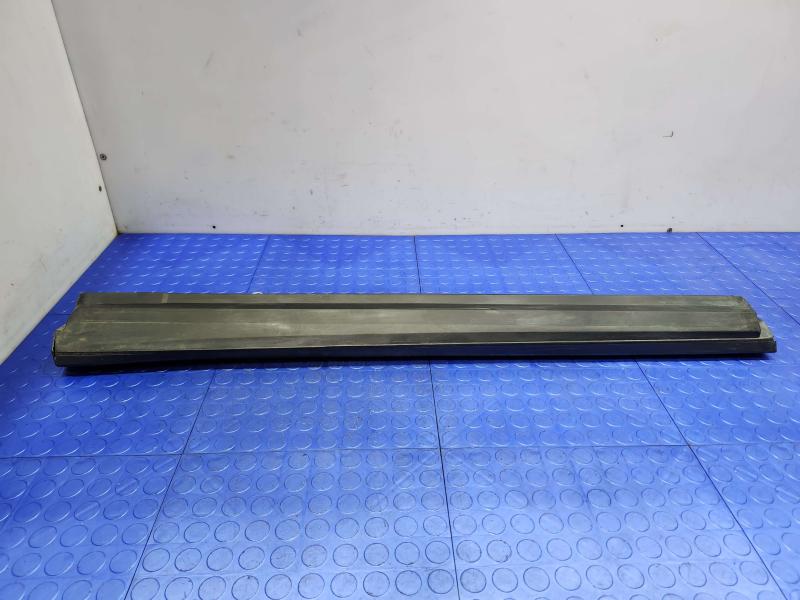 2018 Toyota Highlander Front Door Moulding