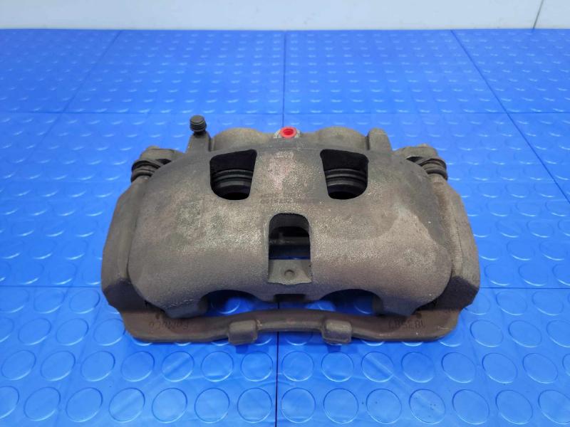 2017 Ford F-250 Super Duty Caliper