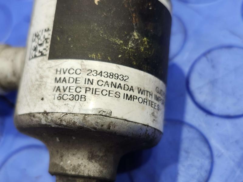 2014 Chevrolet Silverado 1500 Air Conditioner Hose