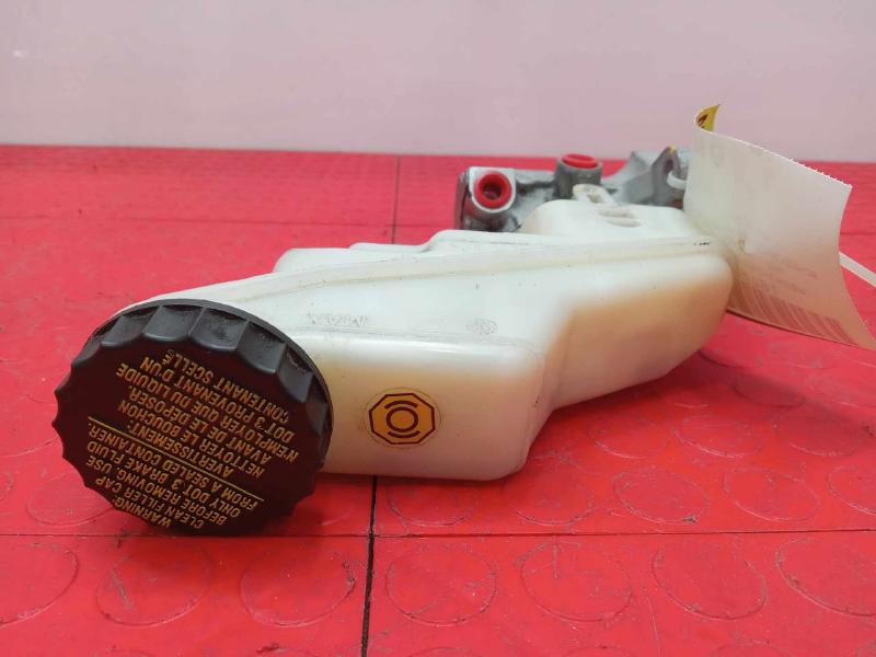 2020-2021 Nissan Sentra Brake Master Cylinder Assembly Genuine OEM 460106LA0D