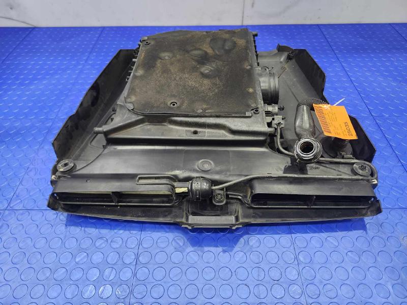 2017-2024 Audi Q7 2.0L Engine Air Cleaner Box Assembly Genuine OEM 4M0133837B