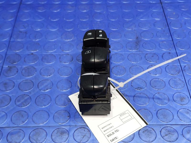2016 Nissan Rogue Door Switch Front