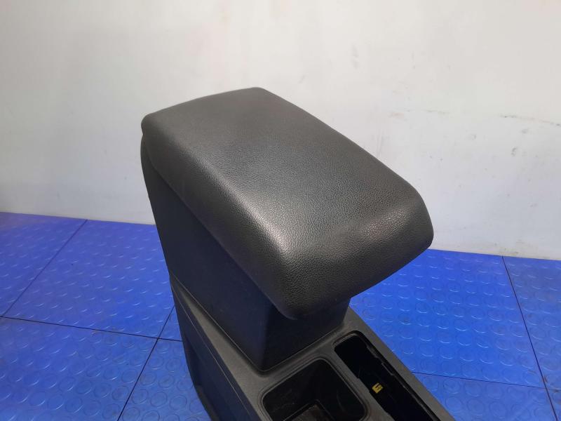 2018-2022 Ford Ecosport Center Floor Console Assembly Black OEM GN1Z5813562JB