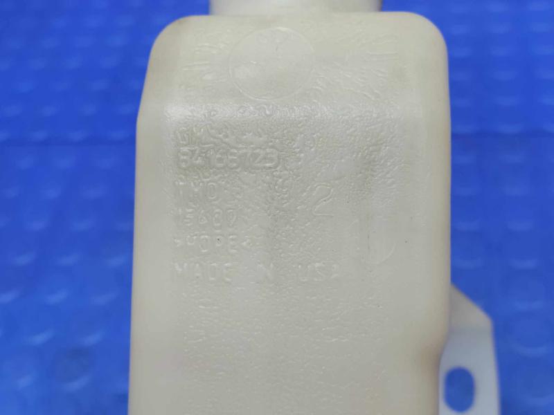 2017 Chevrolet Colorado Washer Bottle