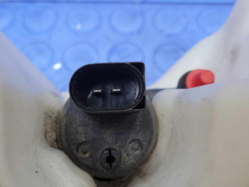 2017 Chevrolet Colorado Washer Bottle