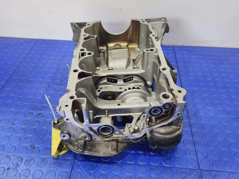 2014 Toyota RAV4 Oil Pan