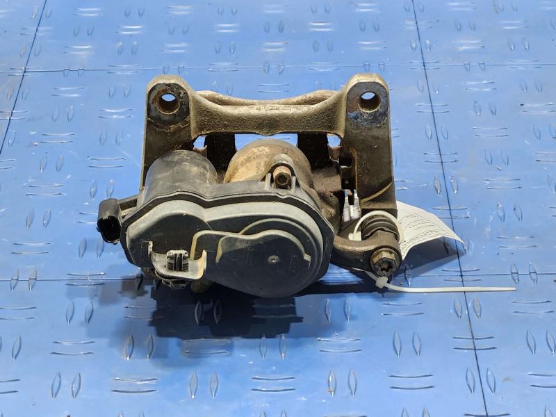 2018 Chevrolet Equinox Caliper