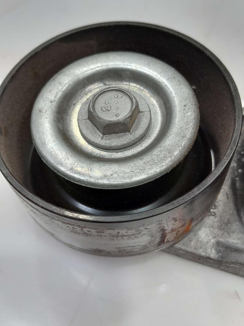 2014 Chevrolet Caprice Engine Belt Tensioner